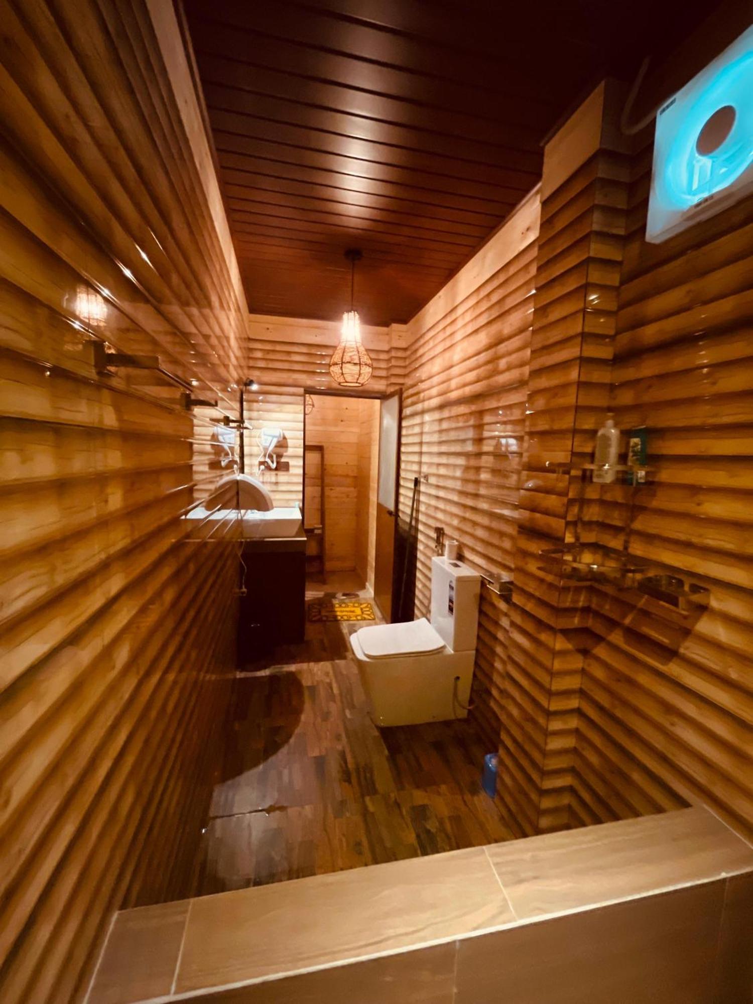 Ella Wood Cabin Exteriör bild